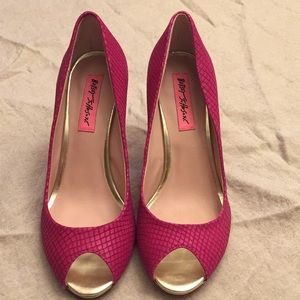 Betsy Johnson open toe heels